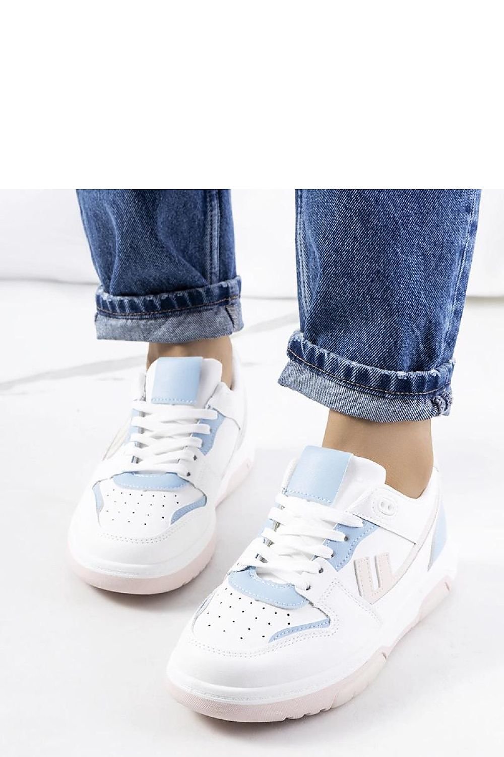 Arsan White Sneakers White / 36 MAHYSTYLE