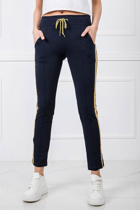 StrideLine – Women’s Sweatpants with Contrast Side Stripes