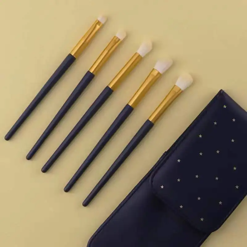 5-Piece Eye Makeup Brush Set – Soft Bristles, Long Handle, Storage Bag